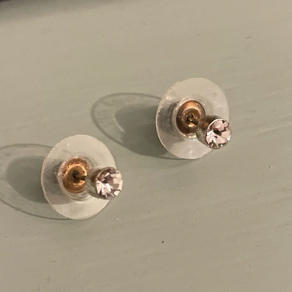 Chic Silver Crystal Stud Earrings